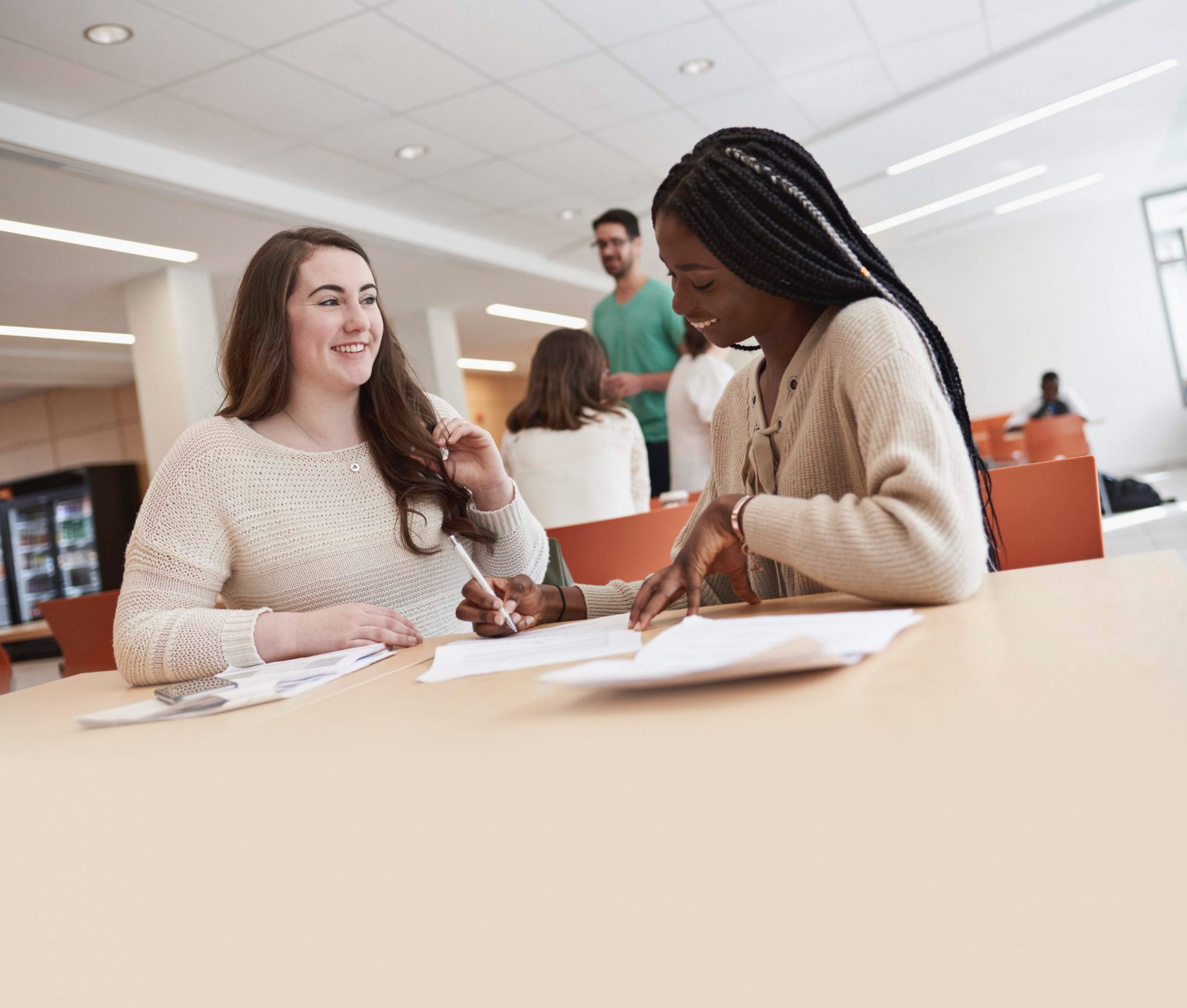 Étudiantes à l'université Saint-Paul à Ottawa